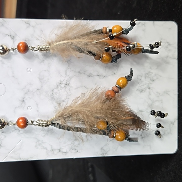 Vintage Feather and Bead Dangle Earrings - Picture 8 of 17
